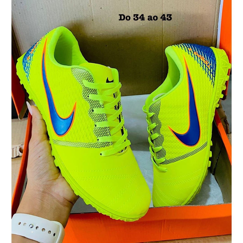 Chuteira Nike